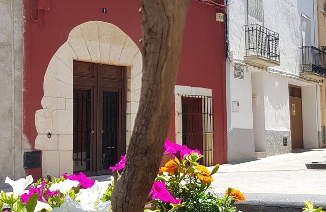 Town house, between sea and mountains, with spa