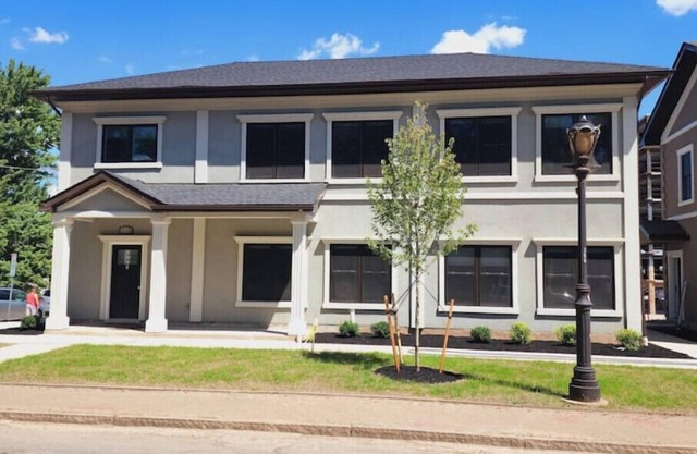 Townhomes at the Falls - 310 B upper - Buffalo Ave