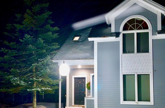 Townhouse on Jay Mountain - 1 Meile zum Jay Peak Resort - TRILLLIUM WOODS