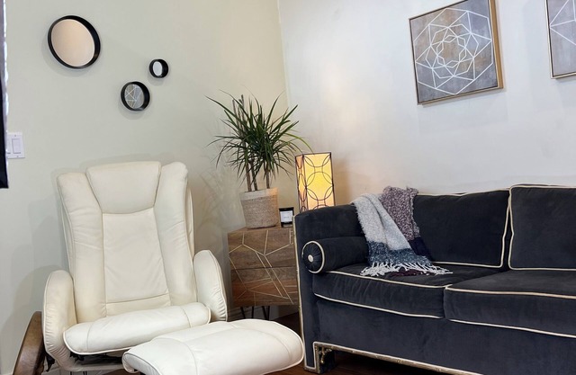 Quiet Garden Hideaway in Ukiah – 1BR Back Unit
