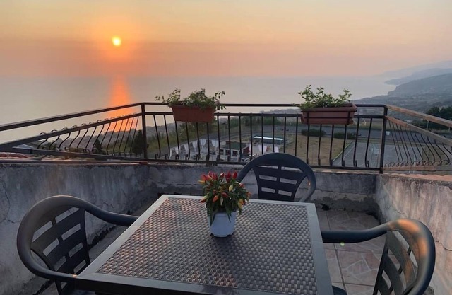 Zwischen Meer und Bergen - Apartment mit Meer- und Bergblick