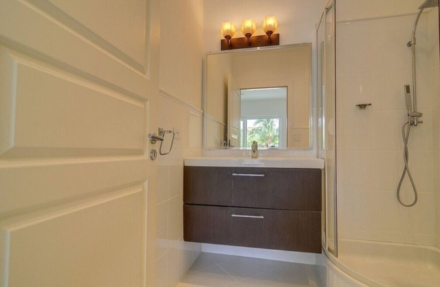 Trade Winds 3E The View Ocean Front Condominiums