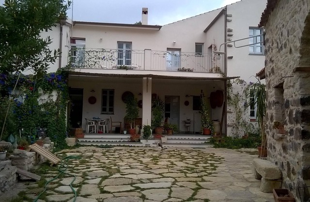 Traditionelles und gemütliches Haus mit Garten und Innenhof in der Altstadt