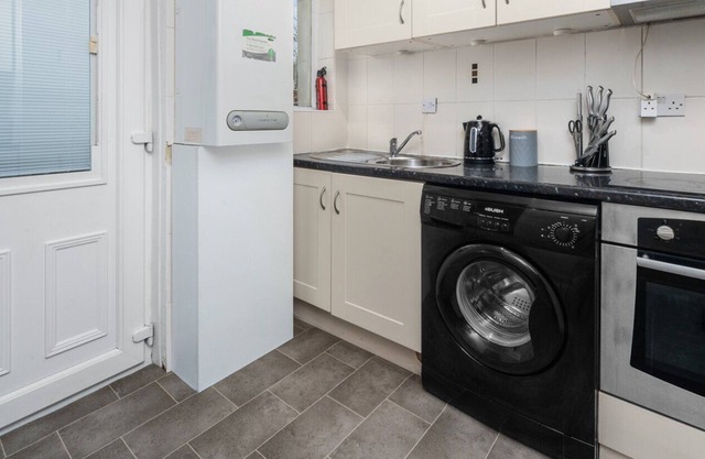 Traditional ground floor apartment close to train station
