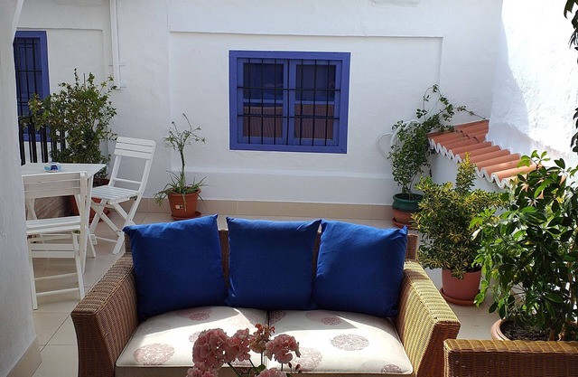 Traditionelles Stadthaus im andalusischen Dorf. 10 Personen mit privatem Pool und Bar