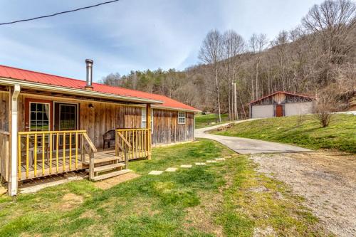 Trail Paradise House by Staycating