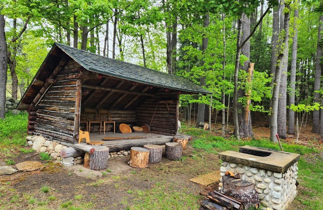 Trail's End Inn
