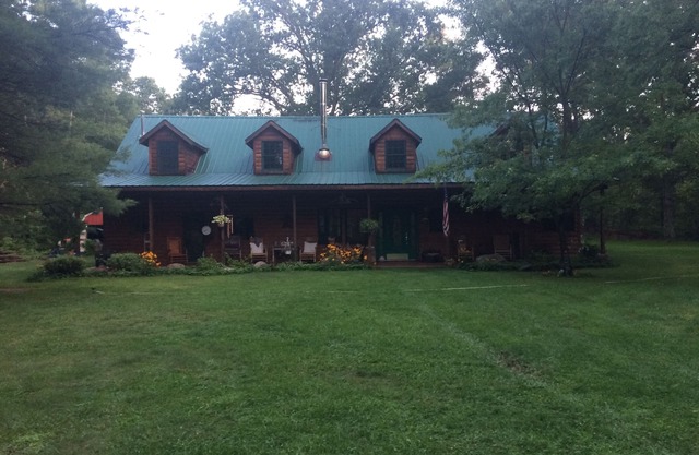 Trails end river cottage great for Two families ride fish, relax