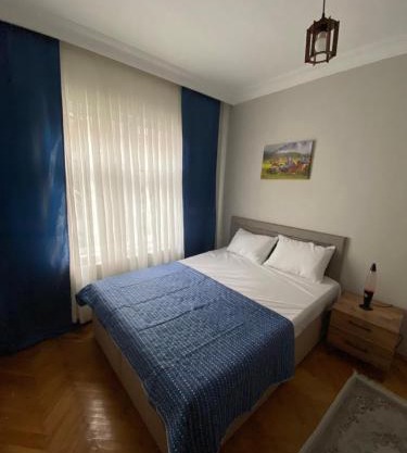 Tramvaya yakın, merkezi,2BD,asansörlü,ücretsiz otoparklı,3 klimalı