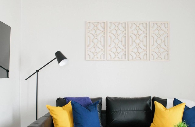 Tranquil Escape | 1BR Gem in Cottage Hill