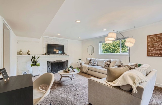 Tranquil 2-bed SeaTac Hideaway!