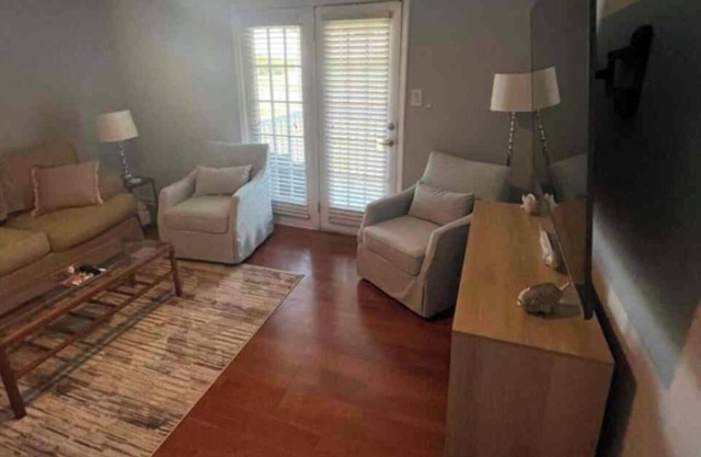Tranquil 2-bedroom condo in Ocean Springs with fitness room, WiFi