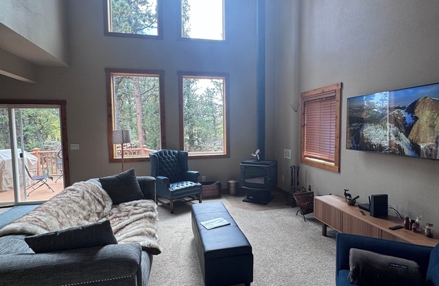 Tranquil 2-bedroom house with WiFi in the mountains