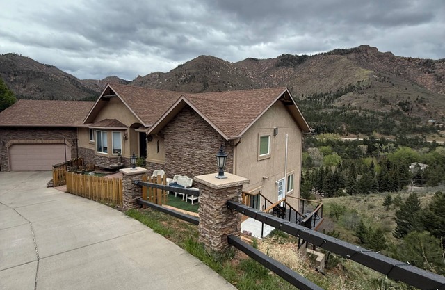 Tranquil 3-bedroom with WiFi in Cascade-Green Mountain Falls-Woodland Park