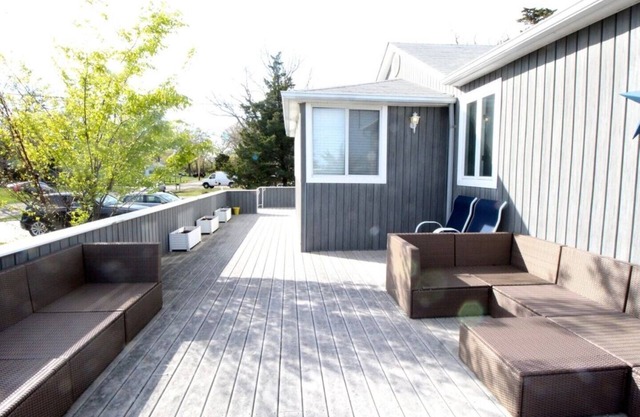 Tranquil Beach Home- just steps to Private Beach!