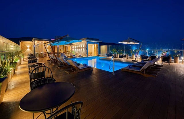 Tranquil Coastal Views at This Stunning Rooms Near the Beach - 2 Units