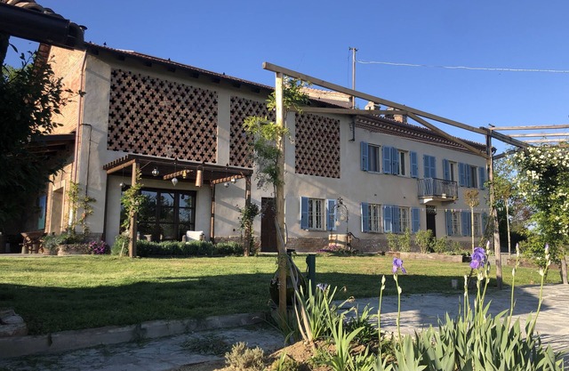 Tranquil Country Home with large grounds and private pool