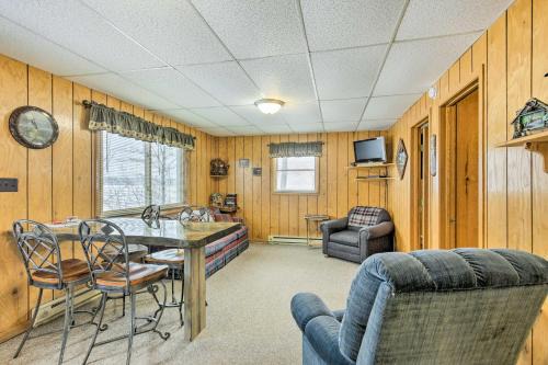 Tranquil Marenisco Cabin on Lake Gogebic!