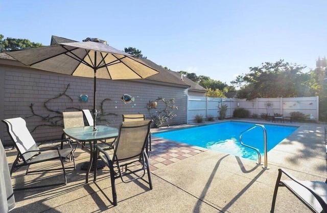 Tranquil New Seabury Escape w/ Heated Private Pool and Central AC RPAM008