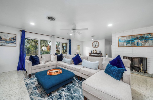 Tranquil Oaks Near Lake & Raceway w/Tesla Charger & Family Games Included!