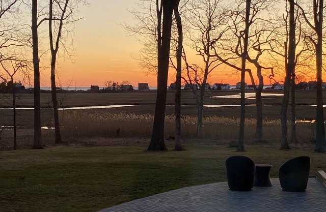 Tranquil property, amazing sunsets!