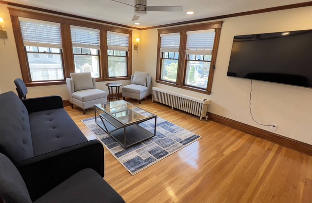 Tranquil Renovated 3BR Allston Condo + Parking , Close to Harvard/BU/BC/MIT!