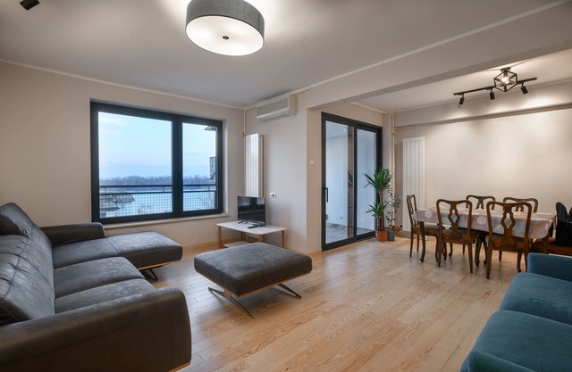 Tranquil Retreat Along the Danube: Just Relax Apartment