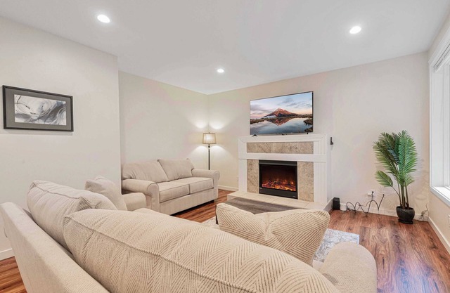 Tranquil Retreat on SE 101st Pl – Perfect Getaway for Relaxation Awaits #41907