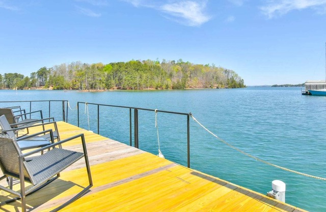 Tranquil Retreat with Private Dock on Lake Lanier