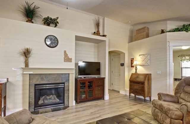 Tranquil Rising Sun Getaway