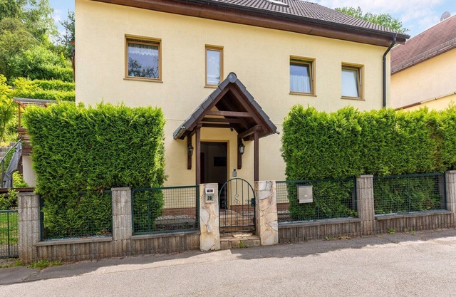 Ferienwohnung in Dresden mit Schwimmbad