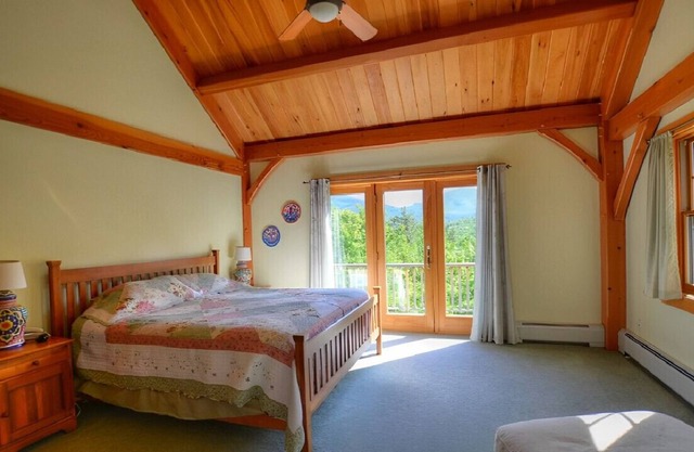 Tranquil & Stunning Scenic Mountain View Retreat!