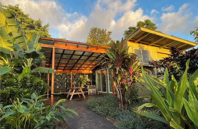 Tranquil Tropical Retreat