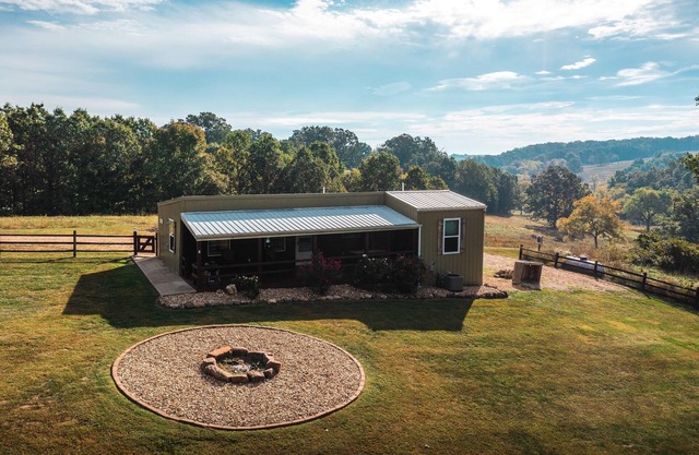 Tranquil Two Bedroom home on 300 Acre Farm with Private River Access