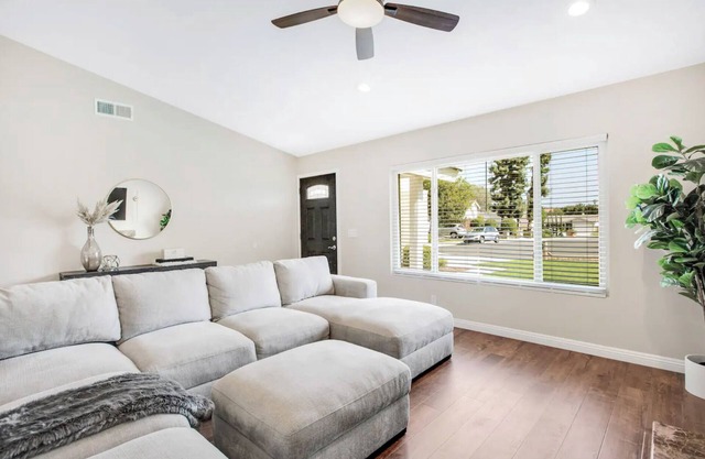 Tranquil 3-bedroom house with WiFi near Rolling Hills Estates
