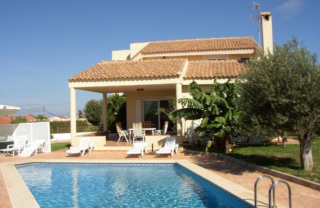 Komfortable Familienvilla mit privatem Pool in der Nähe des La Manga Club