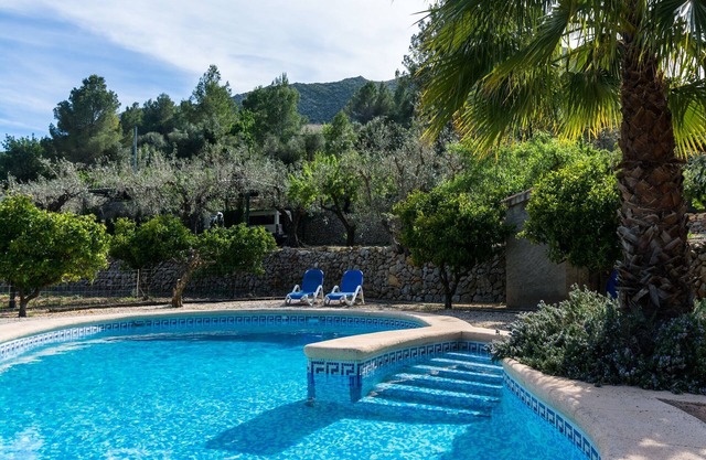 Tranquil Villa Stay, Murla