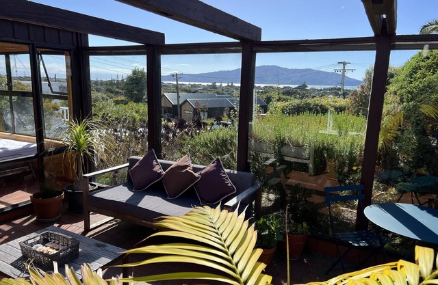 Tranquility Base - Ferienhaus in Waikanae Beach