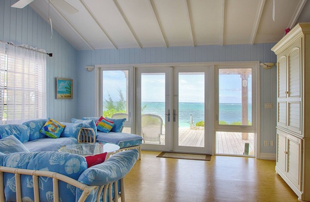 Tranquility Beach Cottage. . . Privat, Abgeschieden, direkt am Strand!