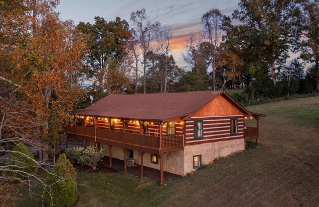 Tranquility close to the Ocoee with a private country setting
