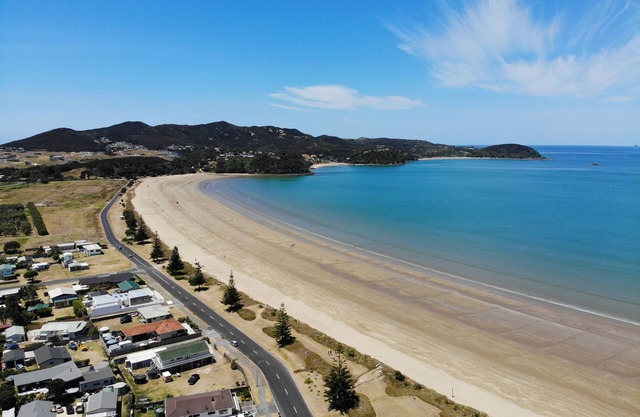 Tranquility and comfort make Sandy Souls your perfect beach house in the north.