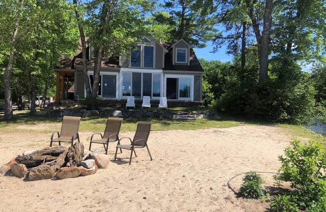 Bester Komfort, Luxus, Landschaft, Zugang zum Wasser, Termine am Ossipee Lake