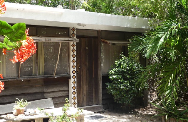 Reisen Sie in "Hide Away"