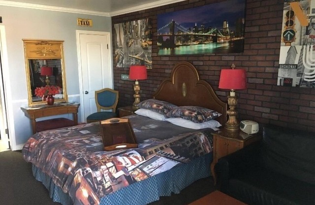 Travel Inn And Suites