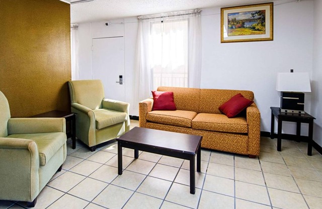 Travel Inn Bristol near State St