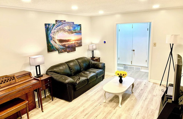 Travel workers xAI, Google, BlueOval,Top Golf-Corporate Housing