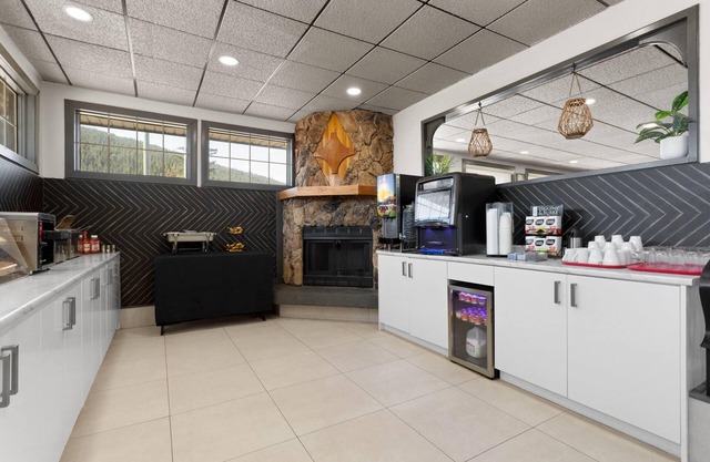 Travelodge by Wyndham Blairmore