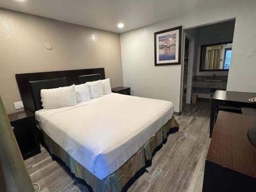 Travelodge by Wyndham Sacramento/Rancho Cordova