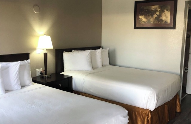 Travelodge by Wyndham Sacramento / Rancho Cordova