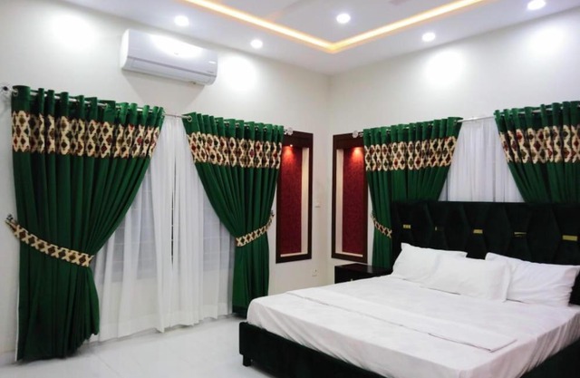 Travelodge Guesthouse